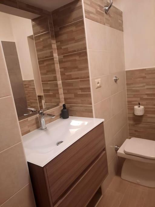 Villa A Due Passi Dai Lupi Civitella Alfedena Esterno foto