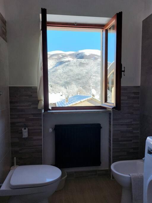 Villa A Due Passi Dai Lupi Civitella Alfedena Esterno foto